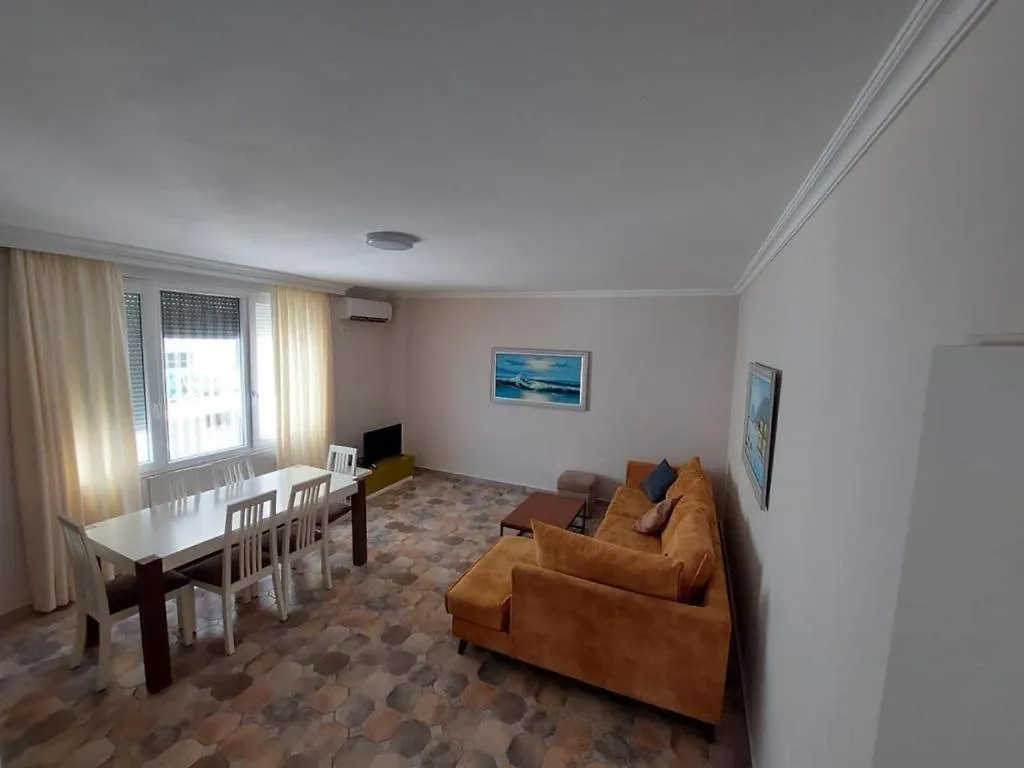 Holiday Home Sakes Apartamento